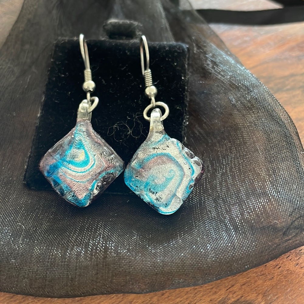 Drop earrings